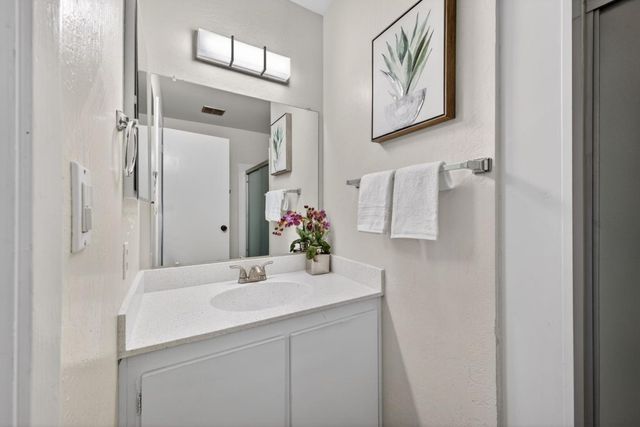 20022 Northcrest Square, Cupertino, CA 95014