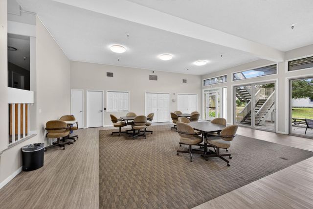 20022 Northcrest Square, Cupertino, CA 95014