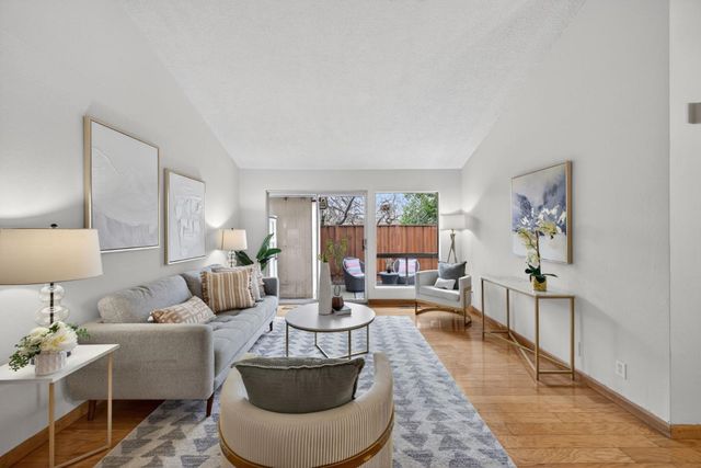 20022 Northcrest Square, Cupertino, CA 95014