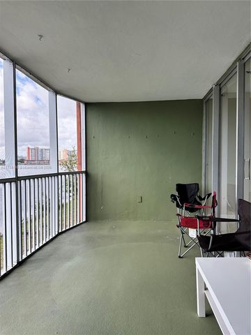 1750 NE 191st St 225-4, Miami, FL 33179