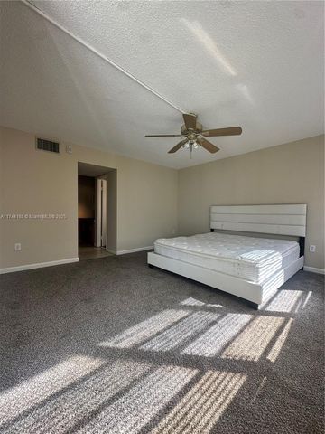 1750 NE 191st St 225-4, Miami, FL 33179