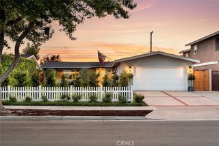 3217 Montana, Costa Mesa, CA 92626