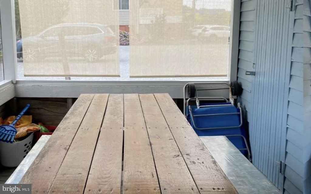 Image 7 of property listing at 6 140TH ST, Ocean City, MD 21842