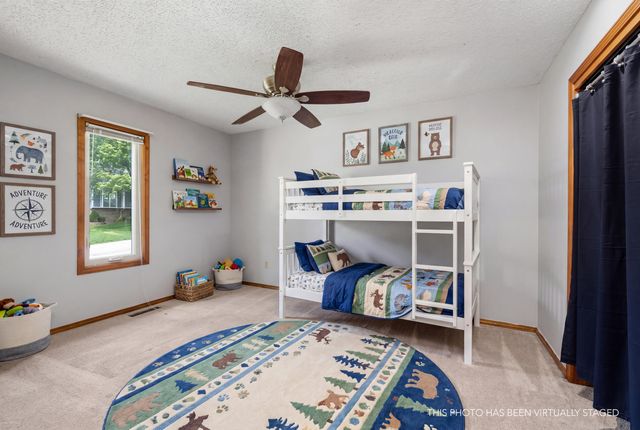1226 E Highpoint Street, Springfield, MO 65804