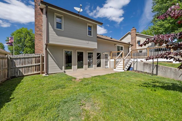 1226 E Highpoint Street, Springfield, MO 65804