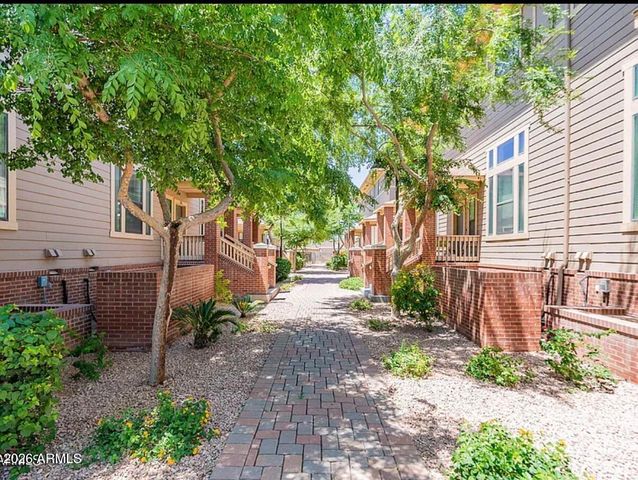 724 S BECK Avenue, Tempe, AZ 85281