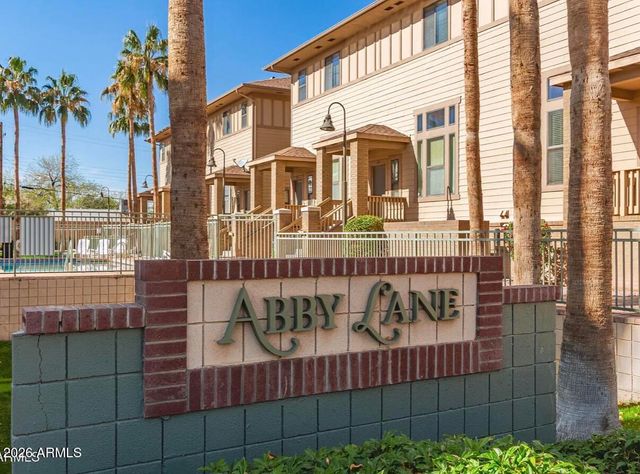 724 S BECK Avenue, Tempe, AZ 85281