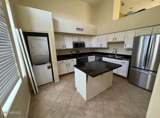 724 S BECK Avenue, Tempe, AZ 85281