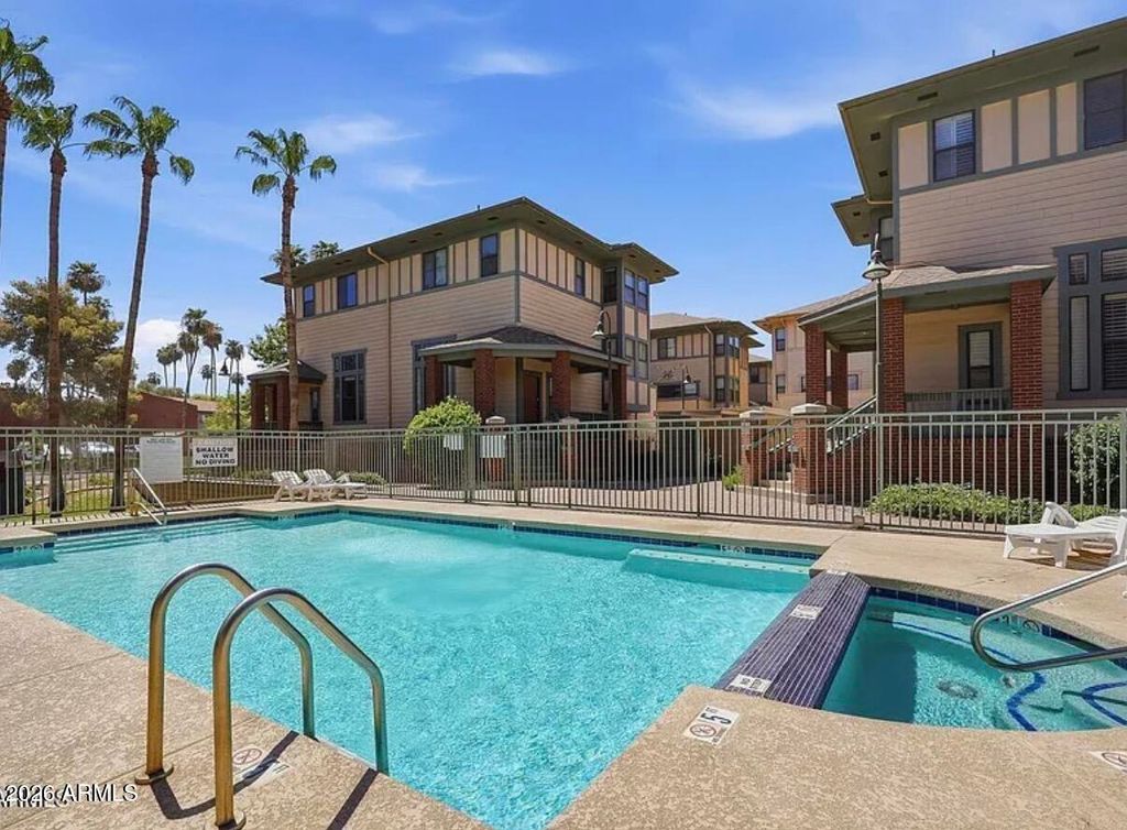 724 S BECK Avenue, Tempe, AZ 85281