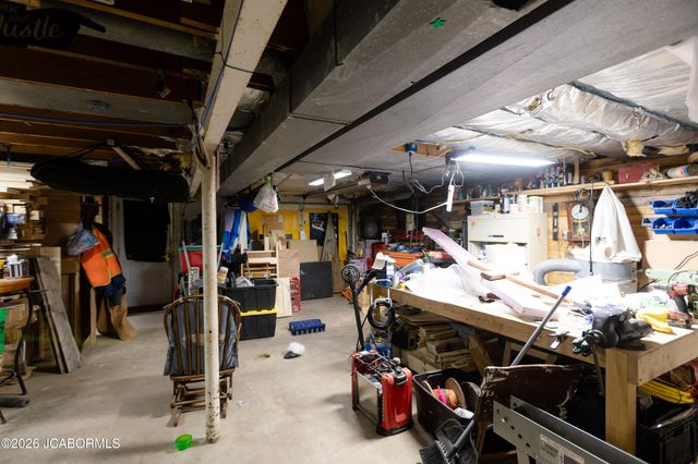 306 ARDEN DRIVE, Jefferson City, MO 65109