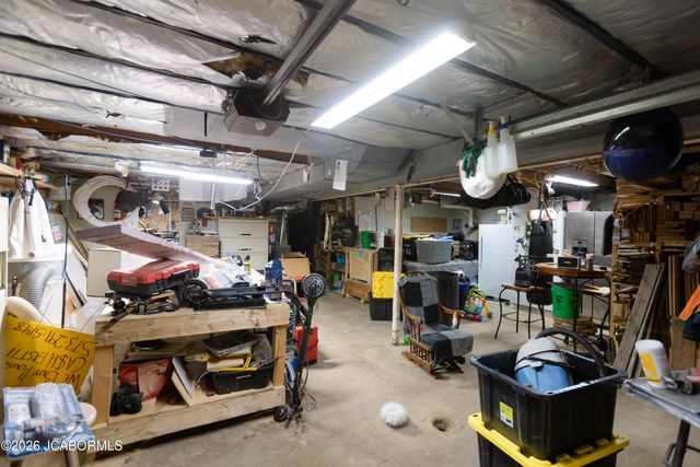 306 ARDEN DRIVE, Jefferson City, MO 65109