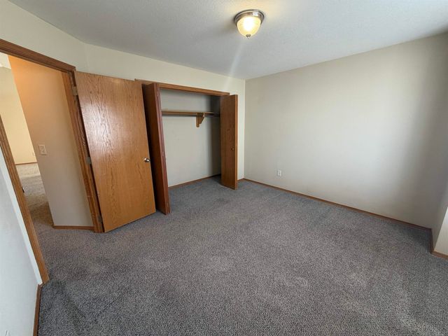 3314 W 45th St S, Wichita, KS 67217