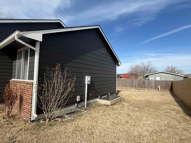 3314 W 45th St S, Wichita, KS 67217