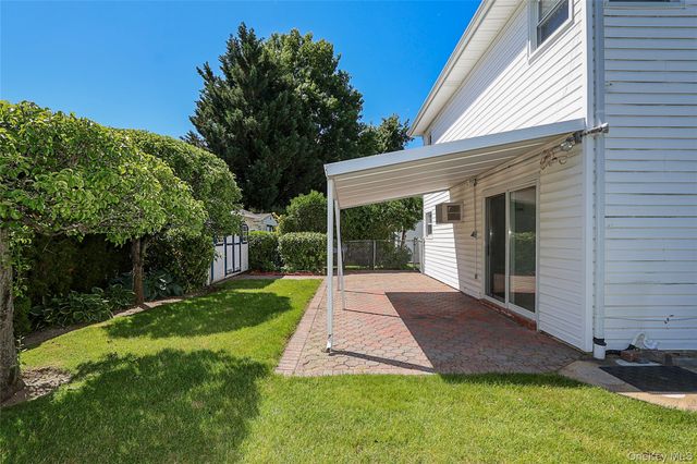 49 Lee Avenue, Albertson, NY 11507