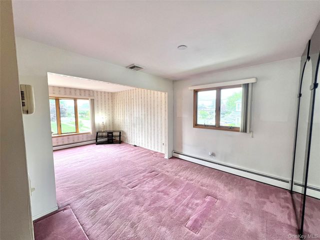 49 Lee Avenue, Albertson, NY 11507