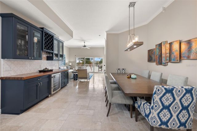205 BRIGHTWATER DRIVE 205, Clearwater Beach, FL 33767