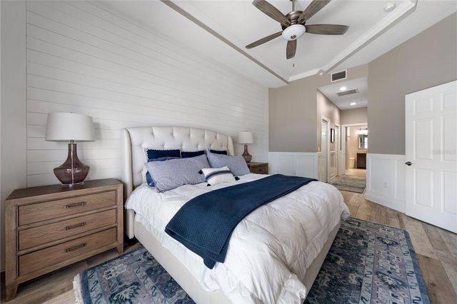 205 BRIGHTWATER DRIVE 205, Clearwater Beach, FL 33767