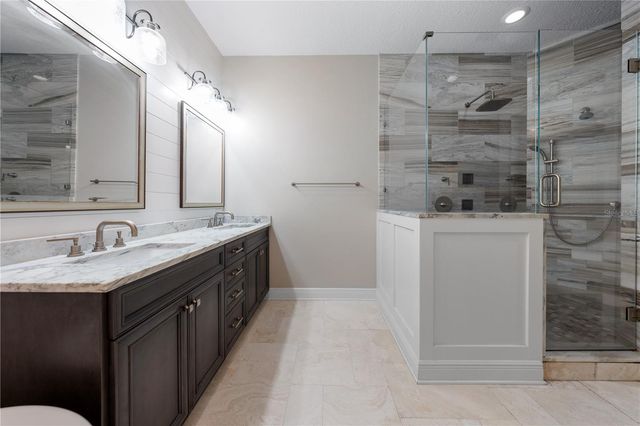 205 BRIGHTWATER DRIVE 205, Clearwater Beach, FL 33767