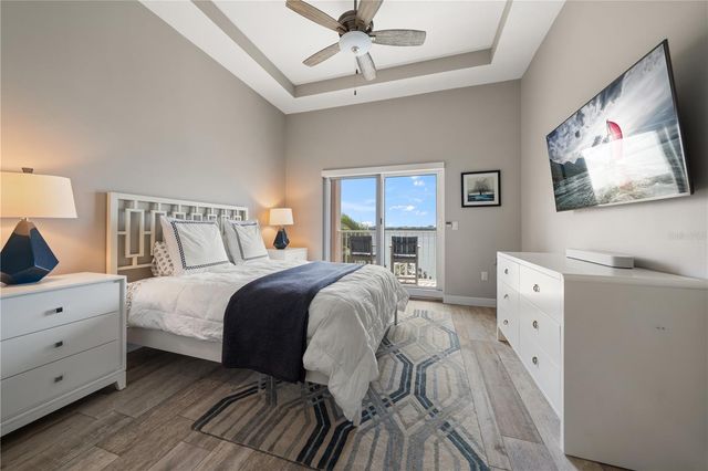 205 BRIGHTWATER DRIVE 205, Clearwater Beach, FL 33767