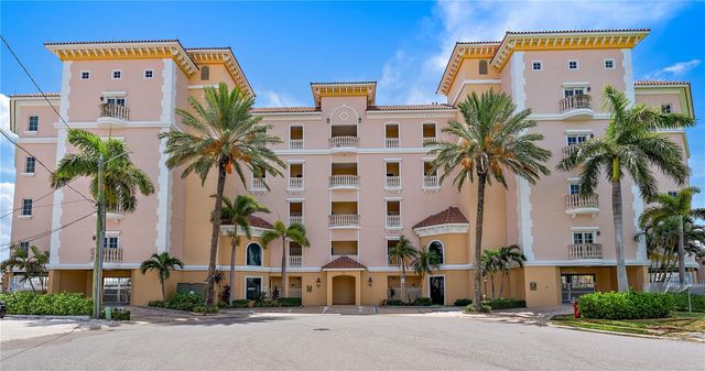 205 BRIGHTWATER DRIVE 205, Clearwater Beach, FL 33767