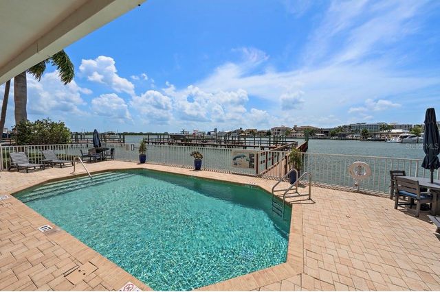 205 BRIGHTWATER DRIVE 205, Clearwater Beach, FL 33767