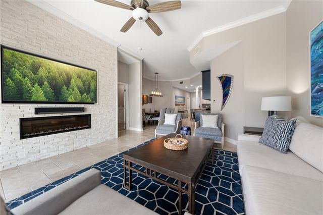 205 BRIGHTWATER DRIVE 205, Clearwater Beach, FL 33767