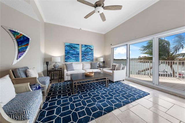 205 BRIGHTWATER DRIVE 205, Clearwater Beach, FL 33767