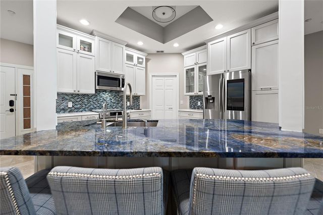 205 BRIGHTWATER DRIVE 205, Clearwater Beach, FL 33767
