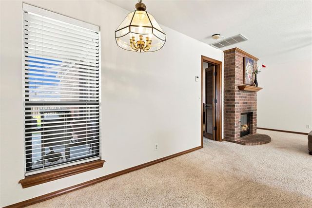 1316 Windsor Place, Shawnee, OK 74804