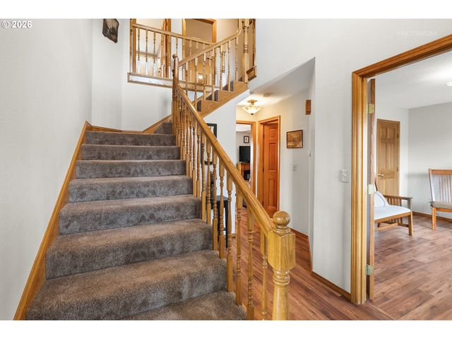 16063 Sw WESTMINSTER Dr, Portland, OR 97224