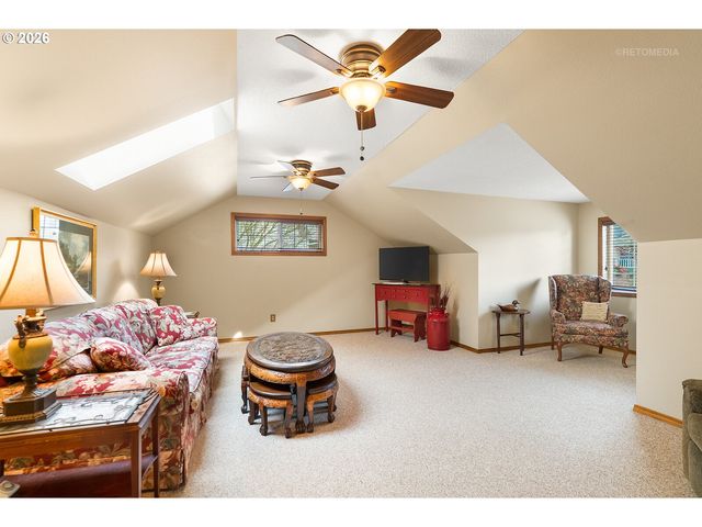 16063 Sw WESTMINSTER Dr, Portland, OR 97224