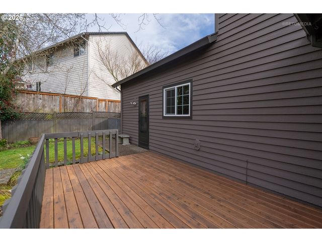 16063 Sw WESTMINSTER Dr, Portland, OR 97224