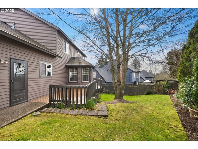 16063 Sw WESTMINSTER Dr, Portland, OR 97224
