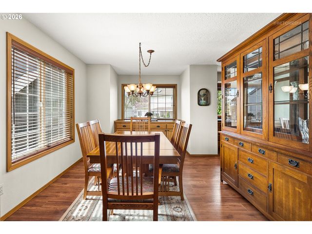 16063 Sw WESTMINSTER Dr, Portland, OR 97224