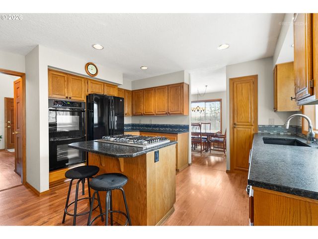 16063 Sw WESTMINSTER Dr, Portland, OR 97224