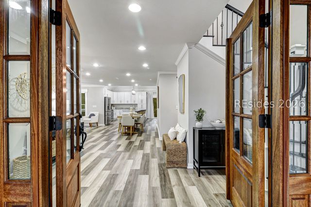 92 Shell Ring Rd, Hilton Head Island, SC 29928