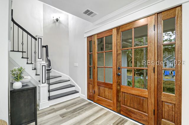 92 Shell Ring Rd, Hilton Head Island, SC 29928