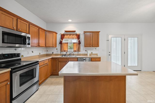 987 MARWYCK Street, West Lafayette, IN 47906