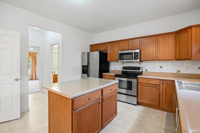 987 MARWYCK Street, West Lafayette, IN 47906