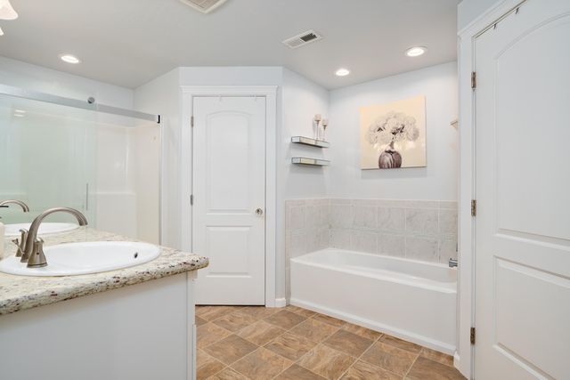 3617 Cedar Links Drive, Medford, OR 97504