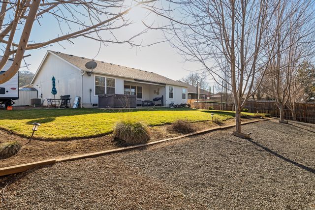 3617 Cedar Links Drive, Medford, OR 97504