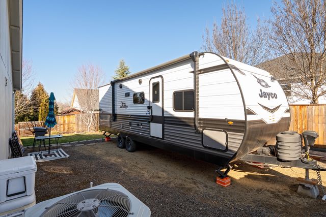 3617 Cedar Links Drive, Medford, OR 97504