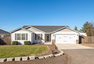 3617 Cedar Links Drive, Medford, OR 97504