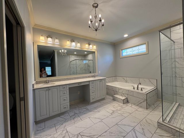 617 Edgemoor Terrace, Benton, AR 72015