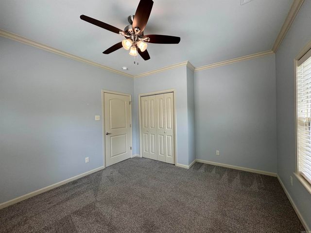 617 Edgemoor Terrace, Benton, AR 72015