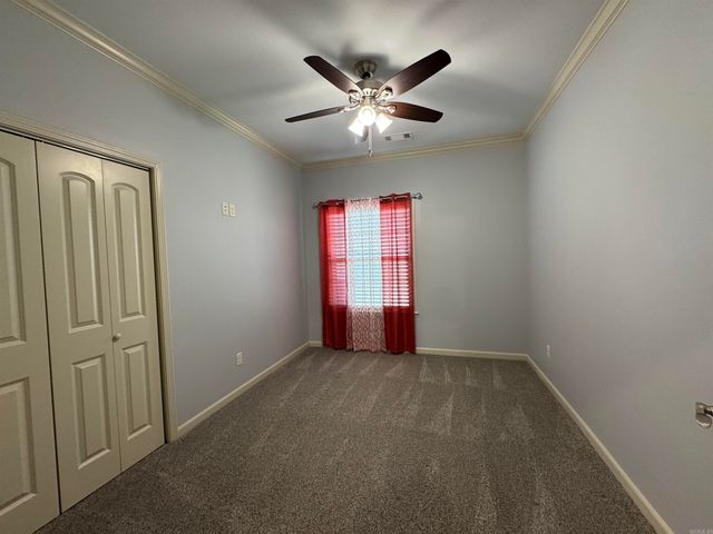 617 Edgemoor Terrace, Benton, AR 72015