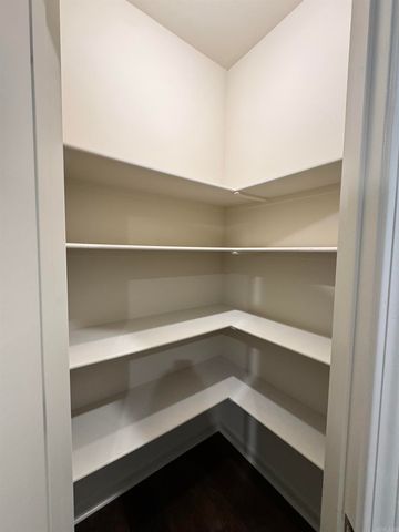 617 Edgemoor Terrace, Benton, AR 72015