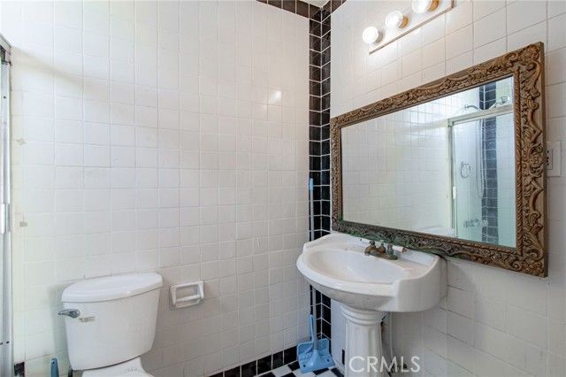 16413 Downey, Paramount, CA 90723