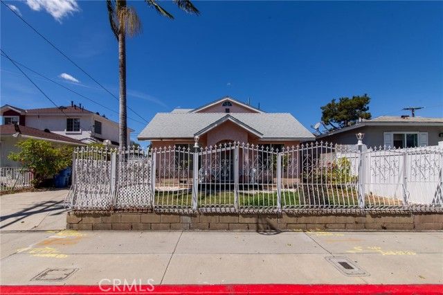 16413 Downey, Paramount, CA 90723