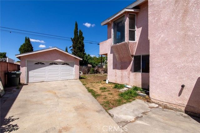 16413 Downey, Paramount, CA 90723
